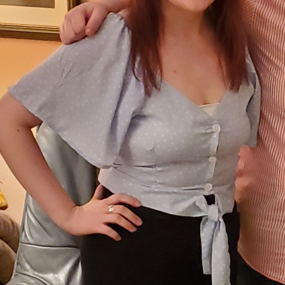 Blue & White Flare Sleeve Front Tie Ardene Size S - Picture 2 of 2